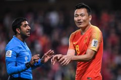 中韩之战裁判为中国足球克星 郝伟亚洲杯之旅能